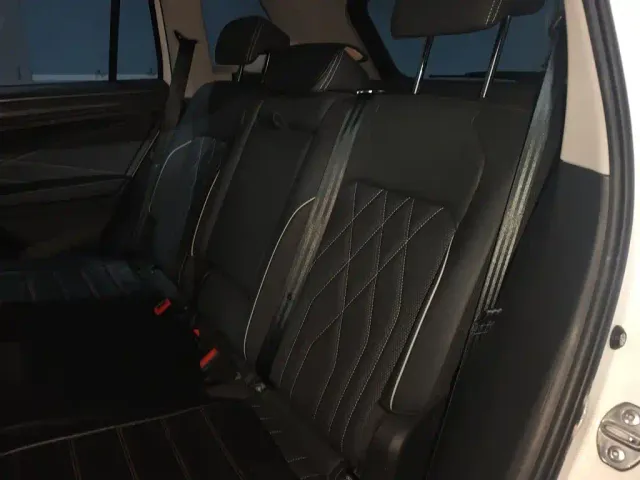Volkswagen Tiguan L — Фото автомобиля 18