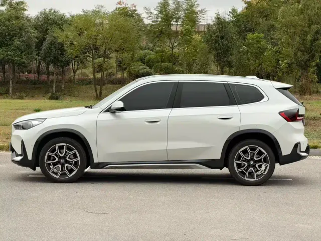 BMW X1 — Фото автомобиля 6