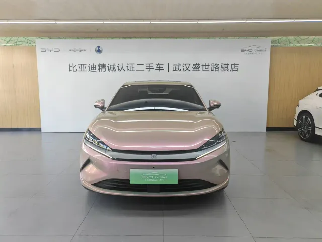 BYD Qin L — Фото автомобиля 2