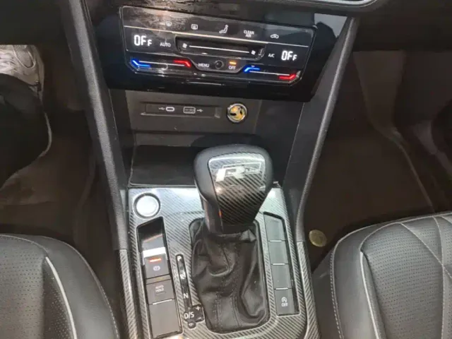 Volkswagen Tiguan L — Фото автомобиля 13