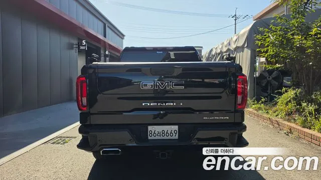 GMC Sierra — Фото автомобиля 4