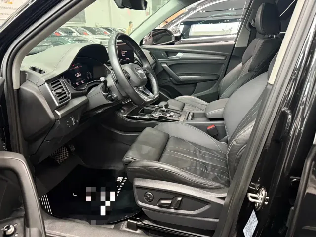 Audi Q5L — Фото автомобиля 4