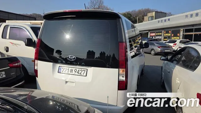 Hyundai Staria — Фото автомобиля 10