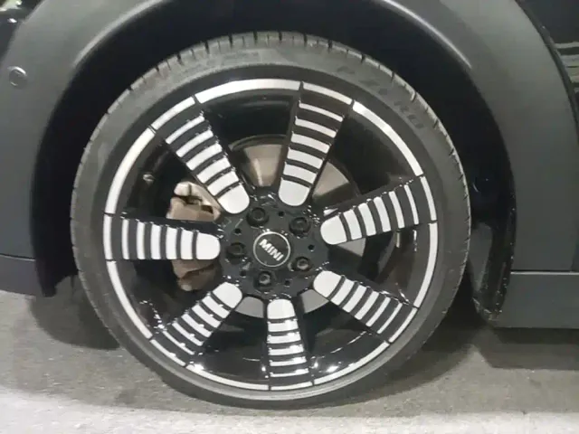 MINI Hatch — Фото автомобиля 22