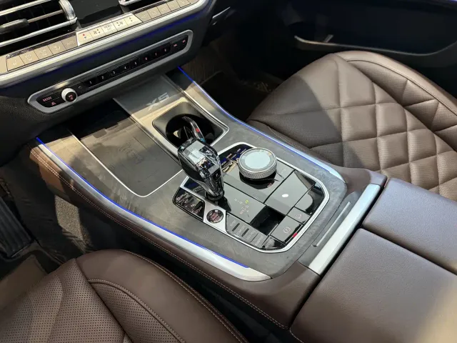 BMW X5 — Фото автомобиля 8