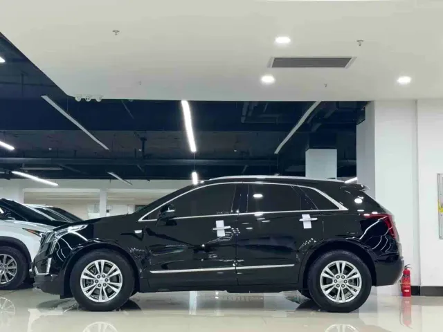 Cadillac XT5 — Фото автомобиля 3