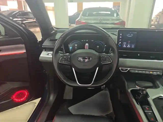 Geely Xingrui — Фото автомобиля 10