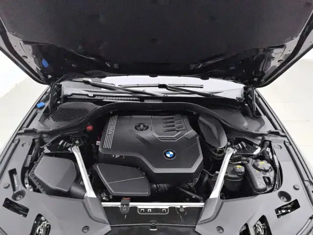 BMW 5 Series — Фото автомобиля 6