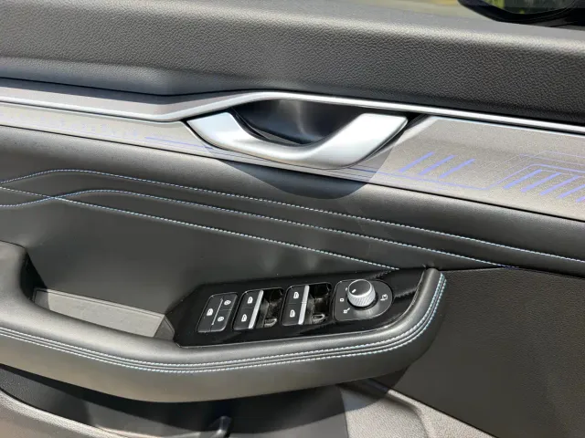 Geely Xingrui — Фото автомобиля 22