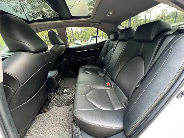 Toyota Camry — Фото автомобиля 6