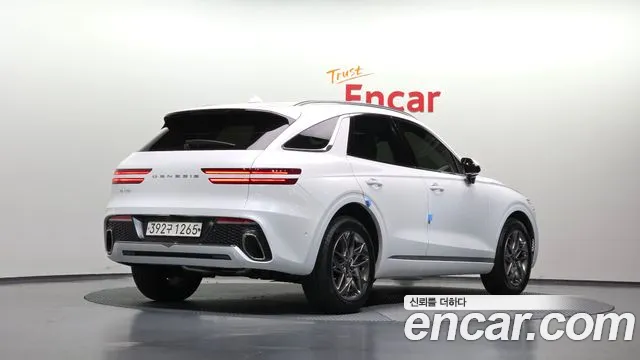 Genesis GV70 — Фото автомобиля 2