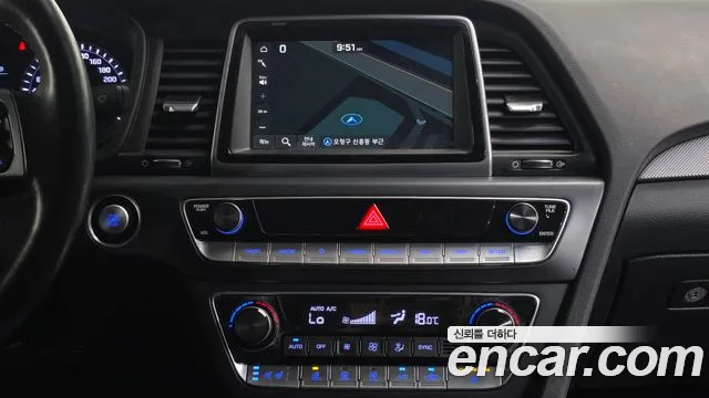 Hyundai Sonata — Фото автомобиля 14