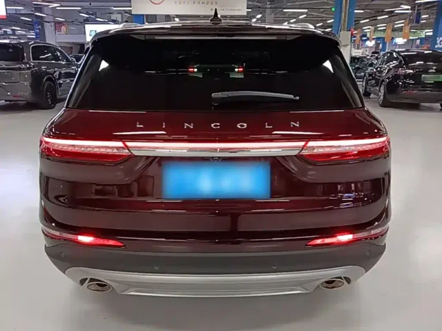 Lincoln Corsair — Фото автомобиля 5