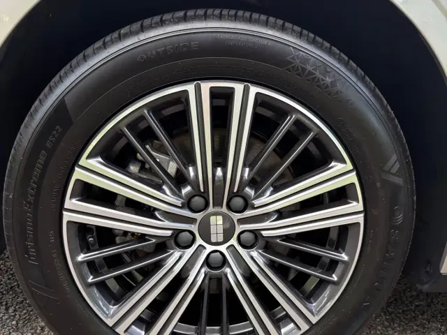 Geely Galaxy Stellar 6 — Фото автомобиля 6