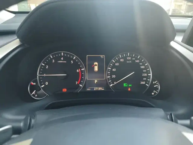 Lexus RX — Фото автомобиля 12