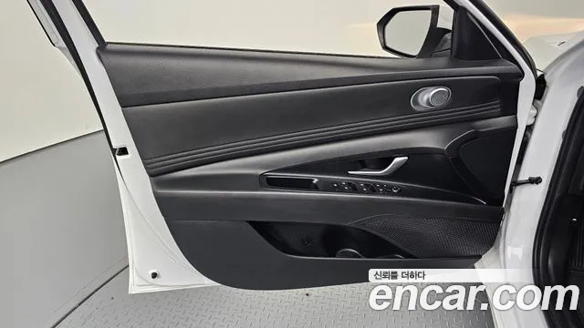 Hyundai Avante CN7 — Фото автомобиля 13