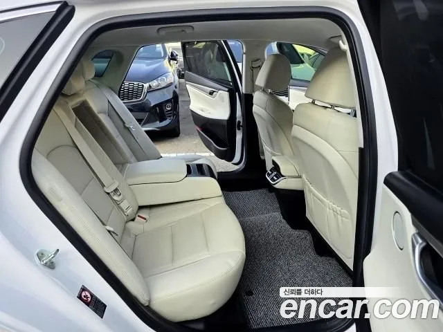 Hyundai Grandeur (New) Hybrid — Фото автомобиля 10
