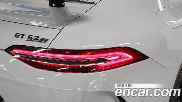 Mercedes-Benz AMG GT 4 двери 63 S 4MATIC+ — Фото автомобиля 15