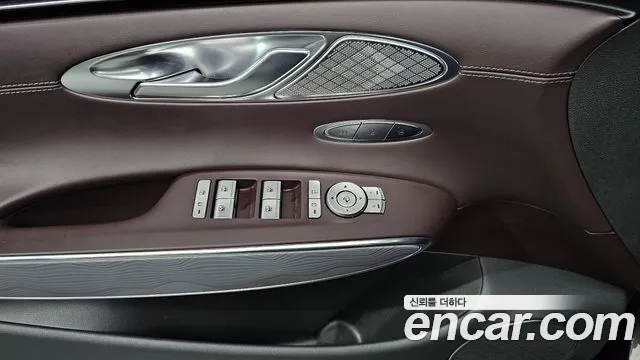 Genesis GV70 3.5T Бензин AWD — Фото автомобиля 16