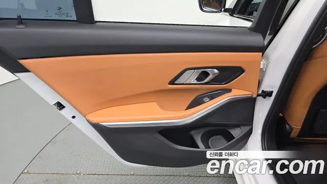 BMW 3 Series G20 — Фото автомобиля 14