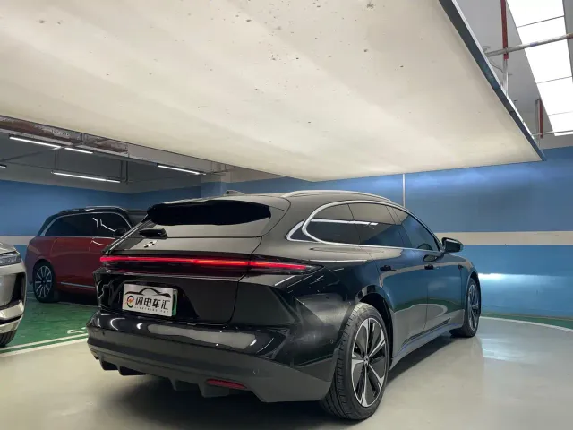 Nio ET5 Touring — Фото автомобиля 6