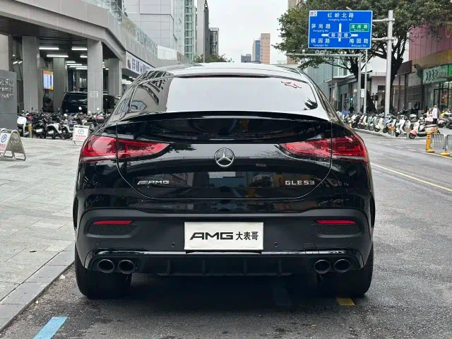 Mercedes-Benz GLE Coupe AMG — Фото автомобиля 13
