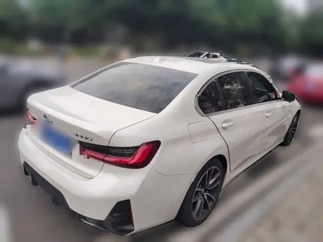 BMW 3 Series — Фото автомобиля 4
