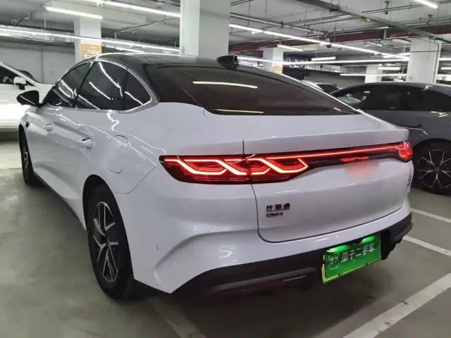 BYD Qin L — Фото автомобиля 4