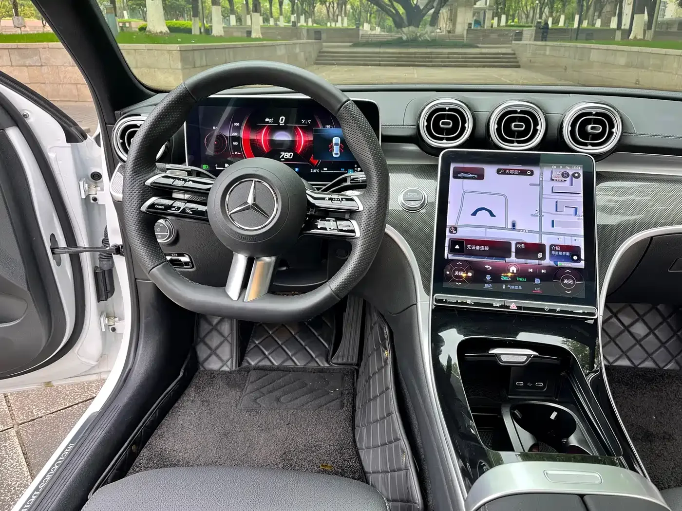 Mercedes-Benz Mercedes-Benz C-Class 2024 C 260 L Night Edition Sport — Фото автомобиля 6