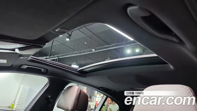 BMW 5 Series G30 — Фото автомобиля 16