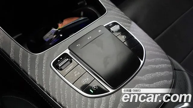 Mercedes-Benz E-Class W213 — Фото автомобиля 30