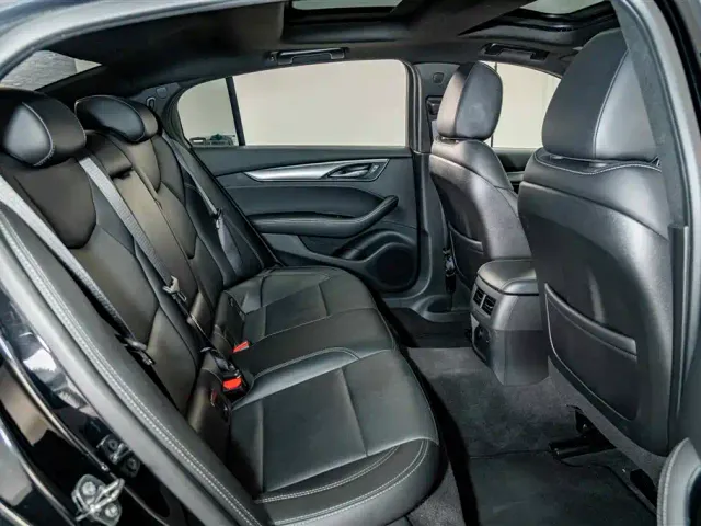 Cadillac CT5 — Фото автомобиля 20