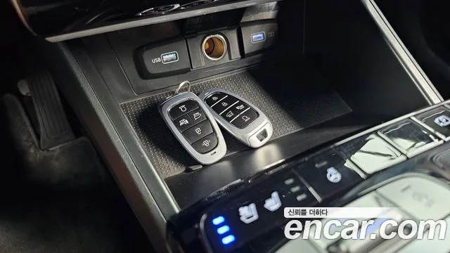 Hyundai Tucson Tucson (NX4) Дизель 2.0 2WD — Фото автомобиля 9
