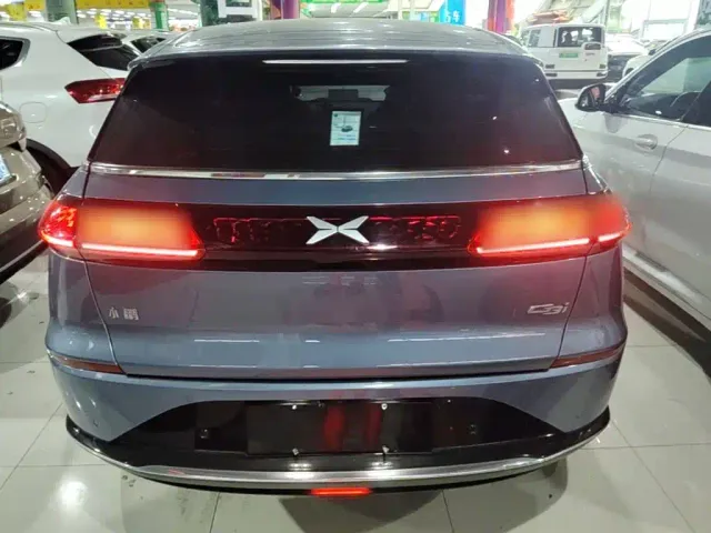 Xpeng G3 — Фото автомобиля 5