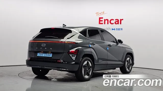 Hyundai Kona — Фото автомобиля 2
