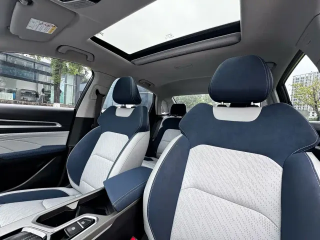 Geely Emgrand — Фото автомобиля 8