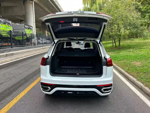 Volkswagen Tayron GTE Plug-in Hybrid — Фото автомобиля 10