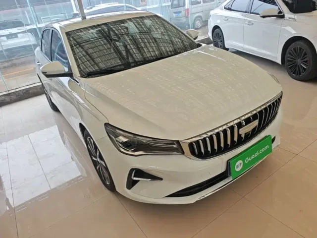 Geely Emgrand — Фото автомобиля 3