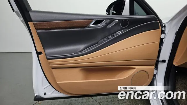 Genesis G80 RG3 — Фото автомобиля 13
