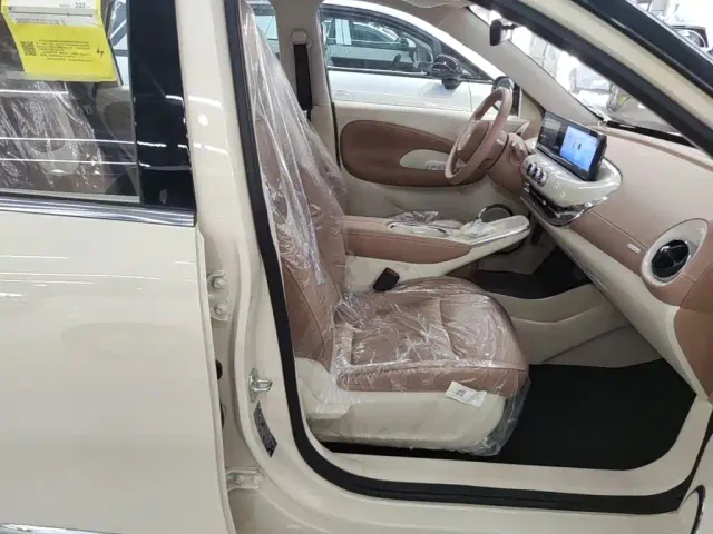 Wuling Bingo — Фото автомобиля 24