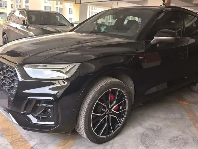 Фотография автомобиля — Audi Q5L