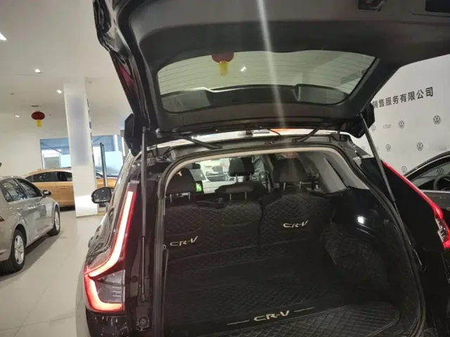 Honda CR-V — Фото автомобиля 18
