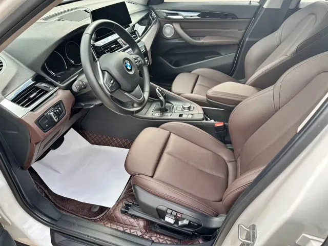 BMW X1 — Фото автомобиля 10