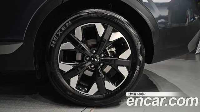 Kia Sportage Sportage 5-е поколение Бензин 1.6 турбо 2WD — Фото автомобиля 17