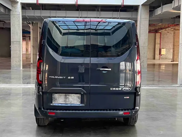 Ford Transit — Фото автомобиля 4