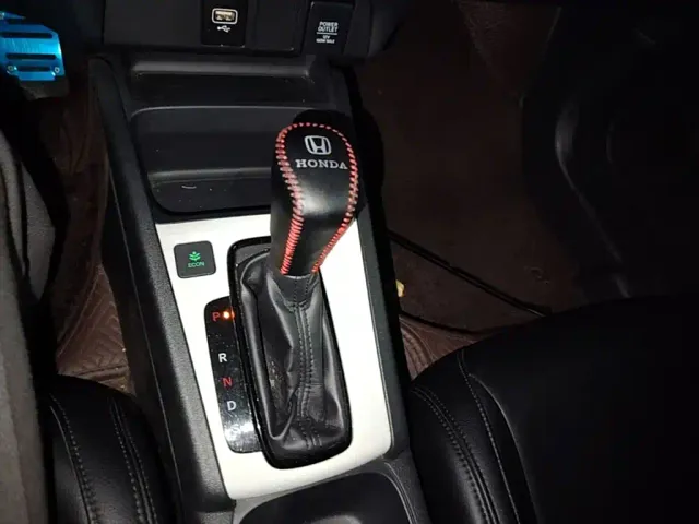 Honda Fit — Фото автомобиля 13