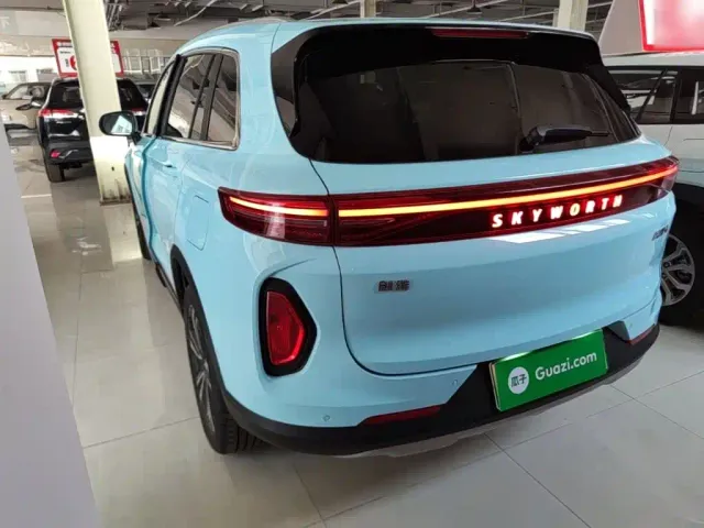 Skyworth Auto HT-i — Фото автомобиля 22