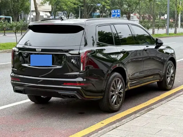 Cadillac XT6 — Фото автомобиля 9