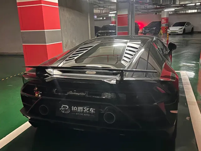 Lamborghini Huracan — Фото автомобиля 6