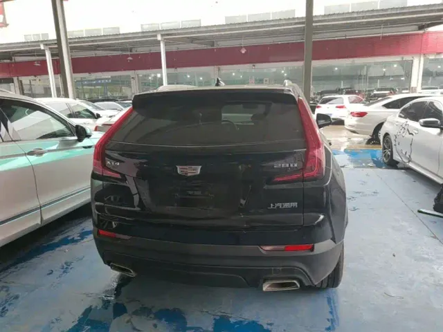 Cadillac XT4 — Фото автомобиля 5